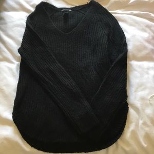 H&M V neck sweater